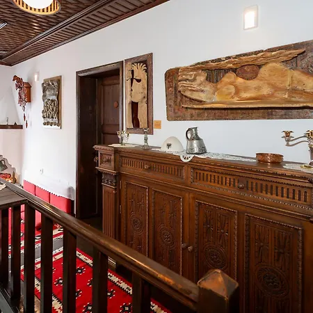 E Skulptorit-authentic In Gorica,berat Unesco Area 3*