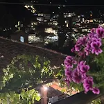 E Skulptorit-unesco Quarter Μπεράτ