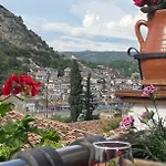 E Skulptorit-authentic In Gorica,berat Unesco Area Guest house
