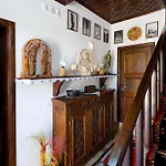 E Skulptorit-authentic In Gorica,berat Unesco Area