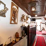 Guest house E Skulptorit-authentic In Gorica,berat Unesco Area 3*