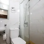 Guest house E Skulptorit-authentic In Gorica,berat Unesco Area Berat