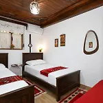 E Skulptorit-authentic In Gorica,berat Unesco Area Guest house Berat