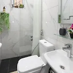 Guest house E Skulptorit-authentic In Gorica,berat Unesco Area